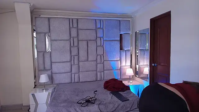 _Emily_rosee_'s cam snapshot