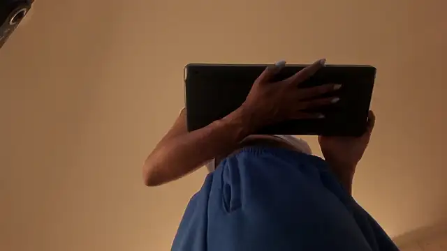 grace_daviss's cam snapshot