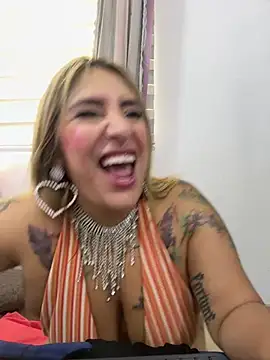 victoriacopper's cam snapshot