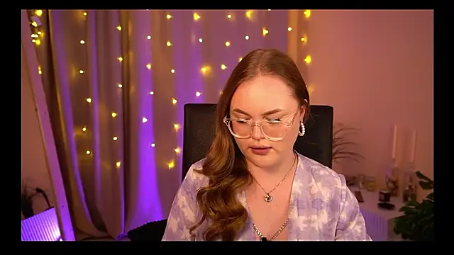 FeliciaLorne's cam snapshot