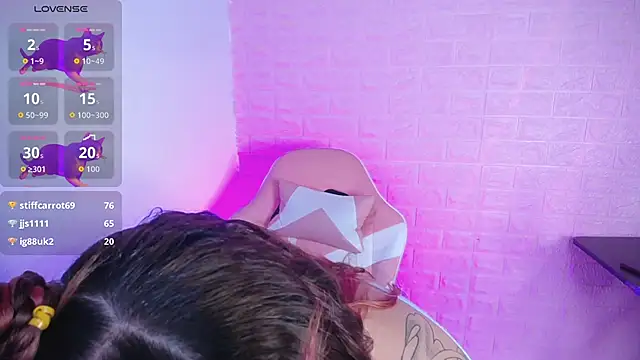 Dominic_Queen1126's cam snapshot