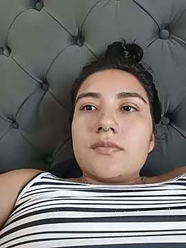 Hellen_Alex live sex cam