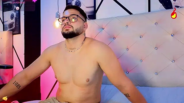 Andrew_Brown live sex cam
