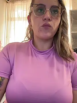 CurvyLust_x's cam snapshot