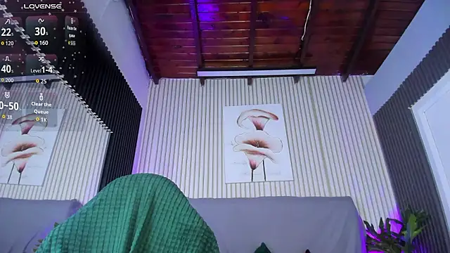 AriebonyBrooke live sex cam