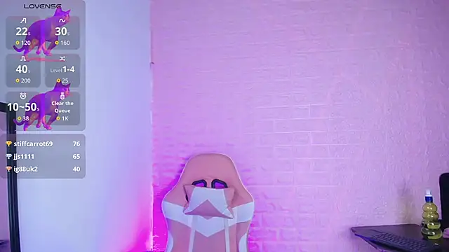 Dominic_Queen1126's cam snapshot