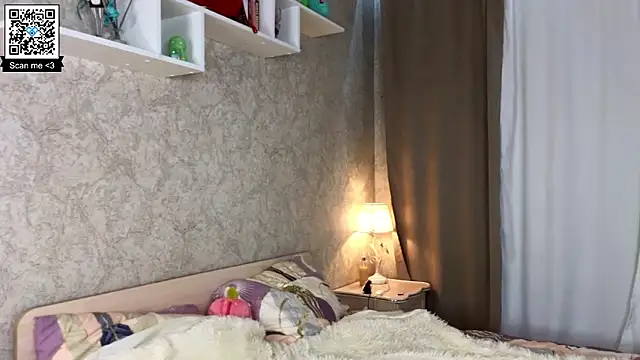 AnnyiBlue's cam snapshot