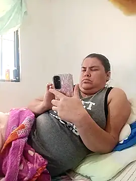 yaneth_'s cam snapshot