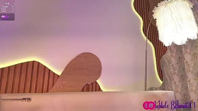 jade_bonett's cam snapshot