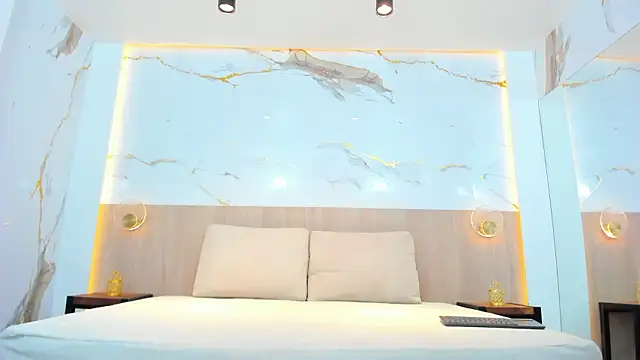 susan_elliot's cam snapshot