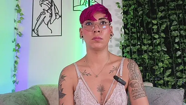 MiaMorgan_'s cam snapshot