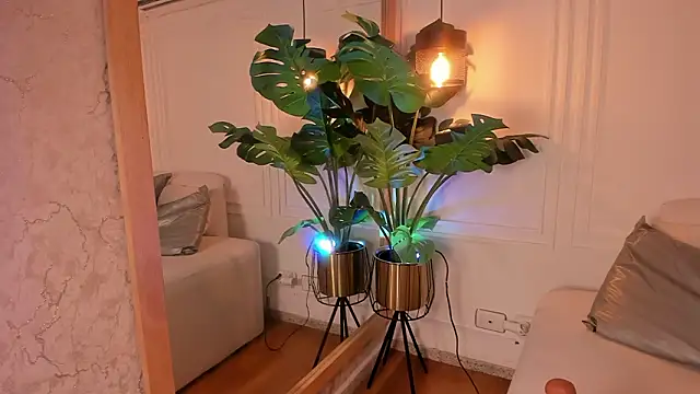 Dafne_Hillss's cam snapshot