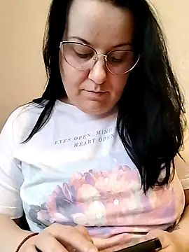 KristineMary's cam snapshot