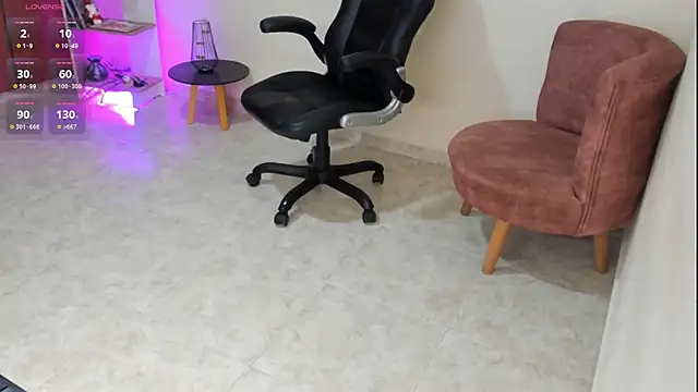 Nathalie_29's cam snapshot