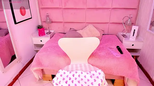 Janah_Myers's cam snapshot