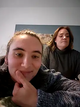 AndHerXO's cam snapshot