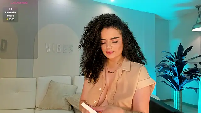 KylieJenkins's cam snapshot