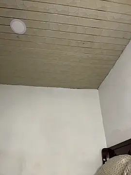 _foreigntitts's cam snapshot