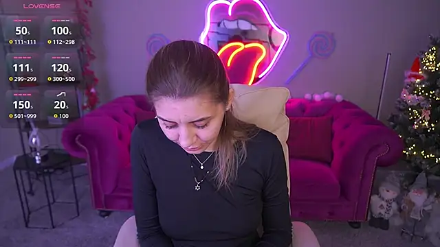 GinnyQueen's cam snapshot