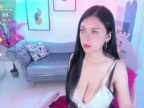 Emily_osman's cam snapshot