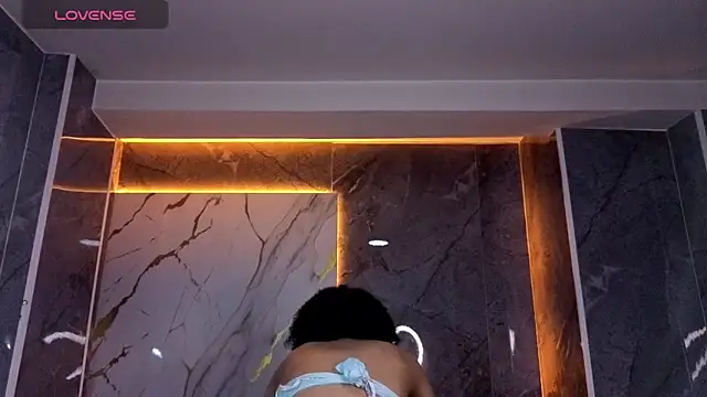 Violeth_b's cam snapshot