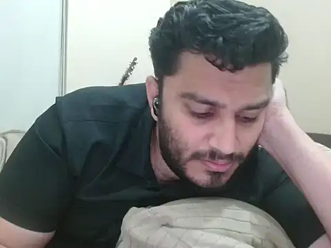 robintoit live sex cam