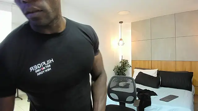 MarcusBlack_'s cam snapshot