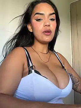 Sara-77's cam snapshot