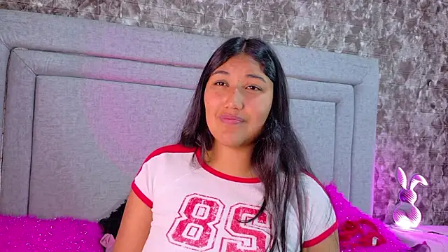 SharaRous's cam snapshot