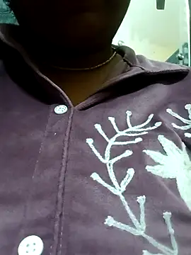 Desi_Biwi's cam snapshot