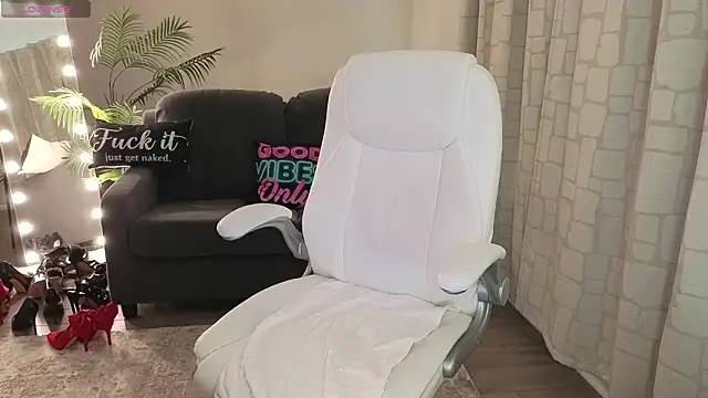 YourMarthaMayer live sex cam