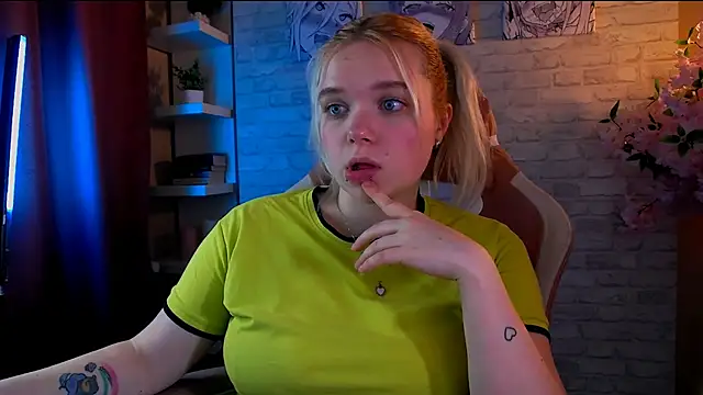 Fancy_Bella's cam snapshot