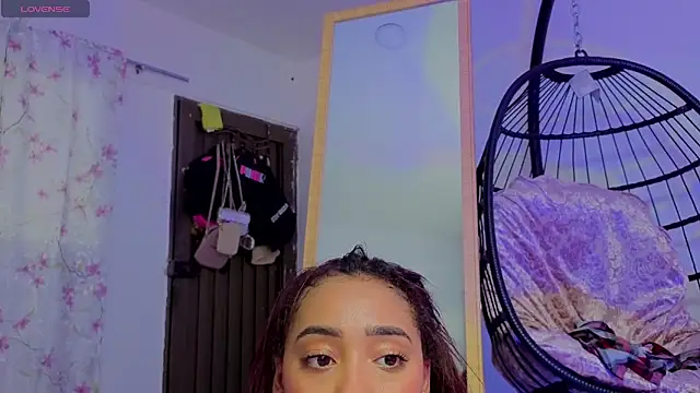 Ania_rose's cam snapshot