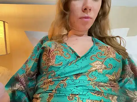 Margo2's cam snapshot