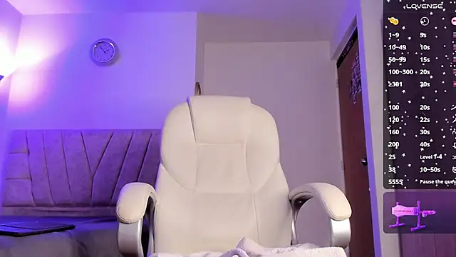 Maddisson_miller_'s cam snapshot