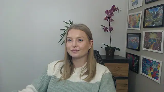 Mysteryerica's cam snapshot