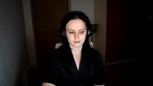 LouiseMarengo's cam snapshot