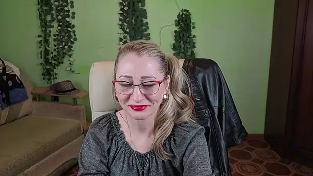 Habibi_Honeyy's cam snapshot