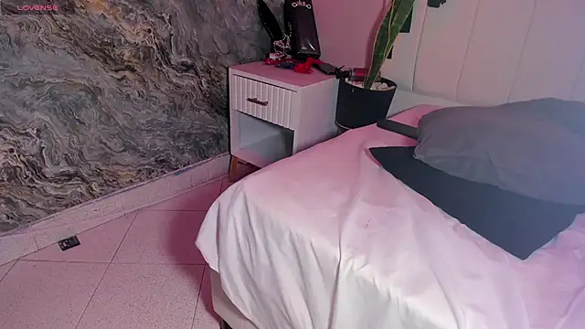 laurengarcia's cam snapshot