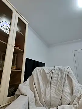 ANA_STA_S_'s cam snapshot