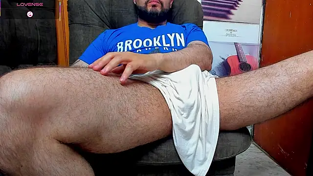 _Dominikxxx_'s cam snapshot