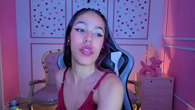 stephania_t's cam snapshot