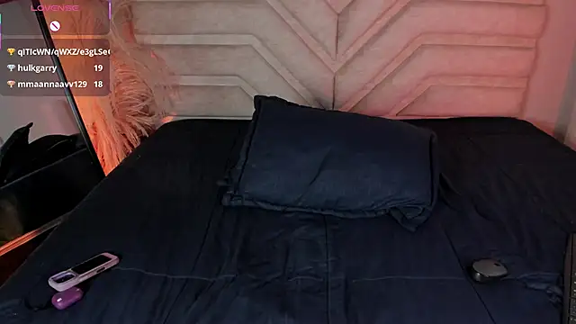 Rebeca_Williams_'s cam snapshot