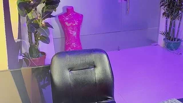 LiLLiAnderson's cam snapshot