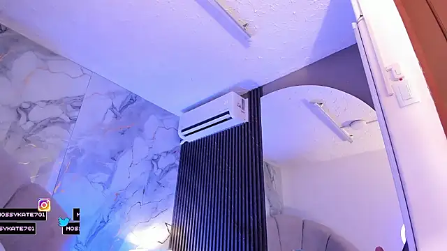 Katemoss70 live sex cam