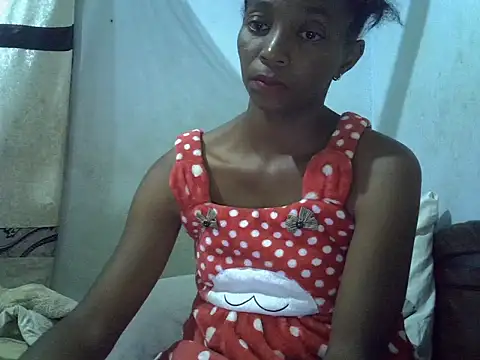 ElianeHot's cam snapshot