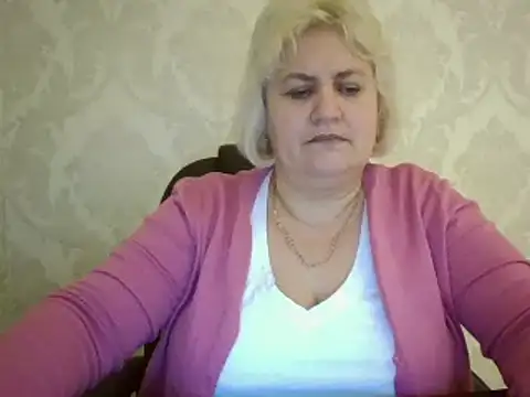 AngelaFamez's cam snapshot