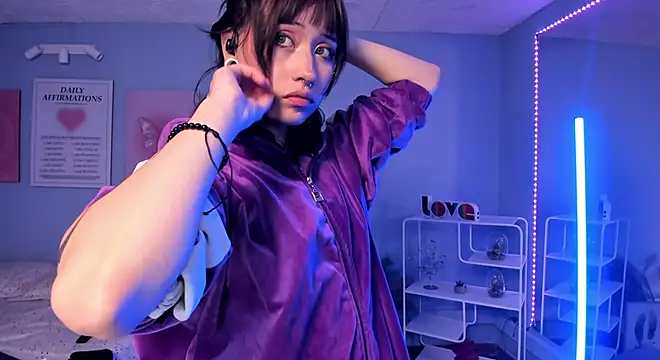 Hannahpage's cam snapshot