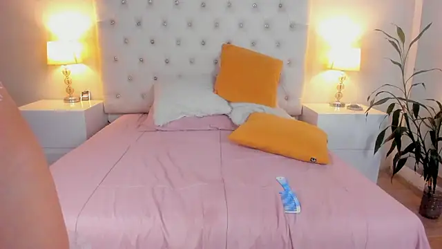 Scarlett_Bunny_'s cam snapshot