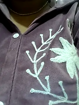 Desi_Biwi's cam snapshot